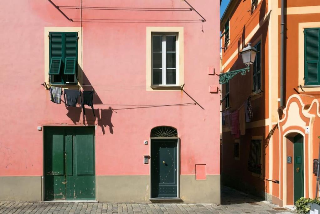 Ferienwohnung Rosy'S House Un Attico A Due Passi Dall'Acquario Parking Free Genua Exterior foto